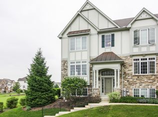 291 Sype Dr, Carol Stream, IL 60188