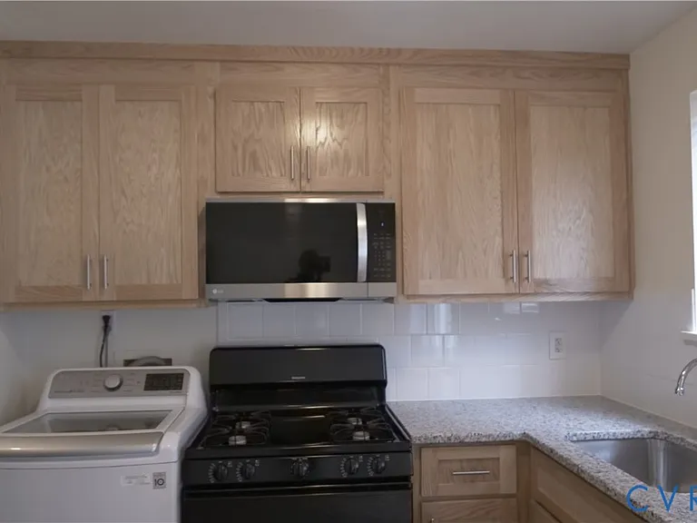419 Roxana Rd — Photo 46