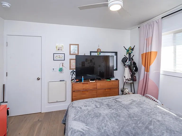 1740 G St #1740 — Photo 16