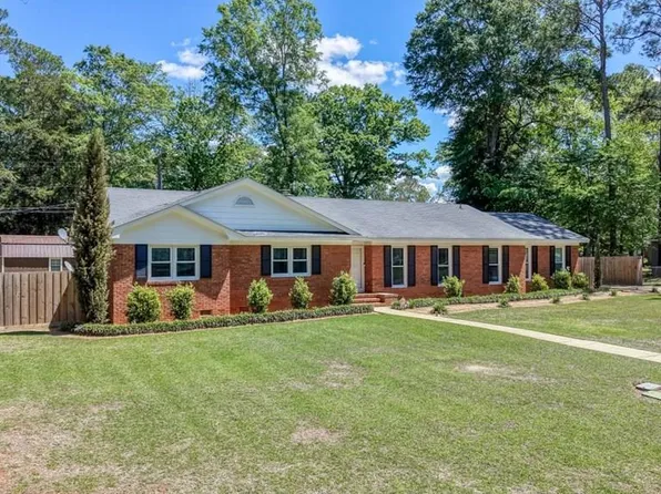 610 Summit Dr, Albany, GA 31707