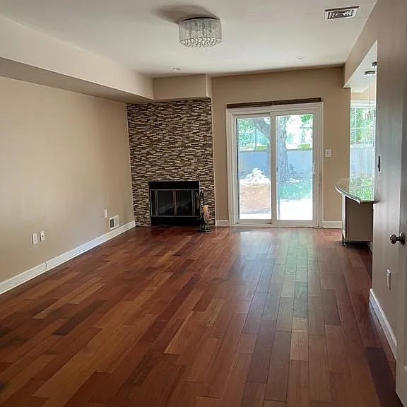 1 Cromwell Ct — Photo 3