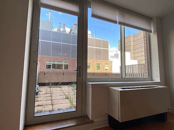 3rd image of 401 E 60th St #3Q