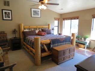 659 Frost Rd, Edgewood, NM 87015