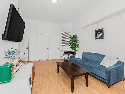 Rented by Corcoran | media 20