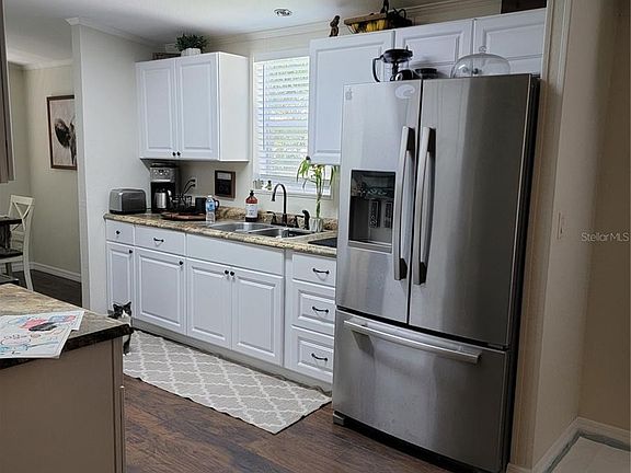 2nd image of 2634 SW Lois Ave