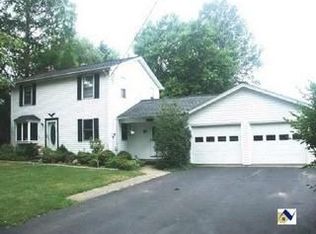 5266 Corduroy Rd, Mentor, OH 44060