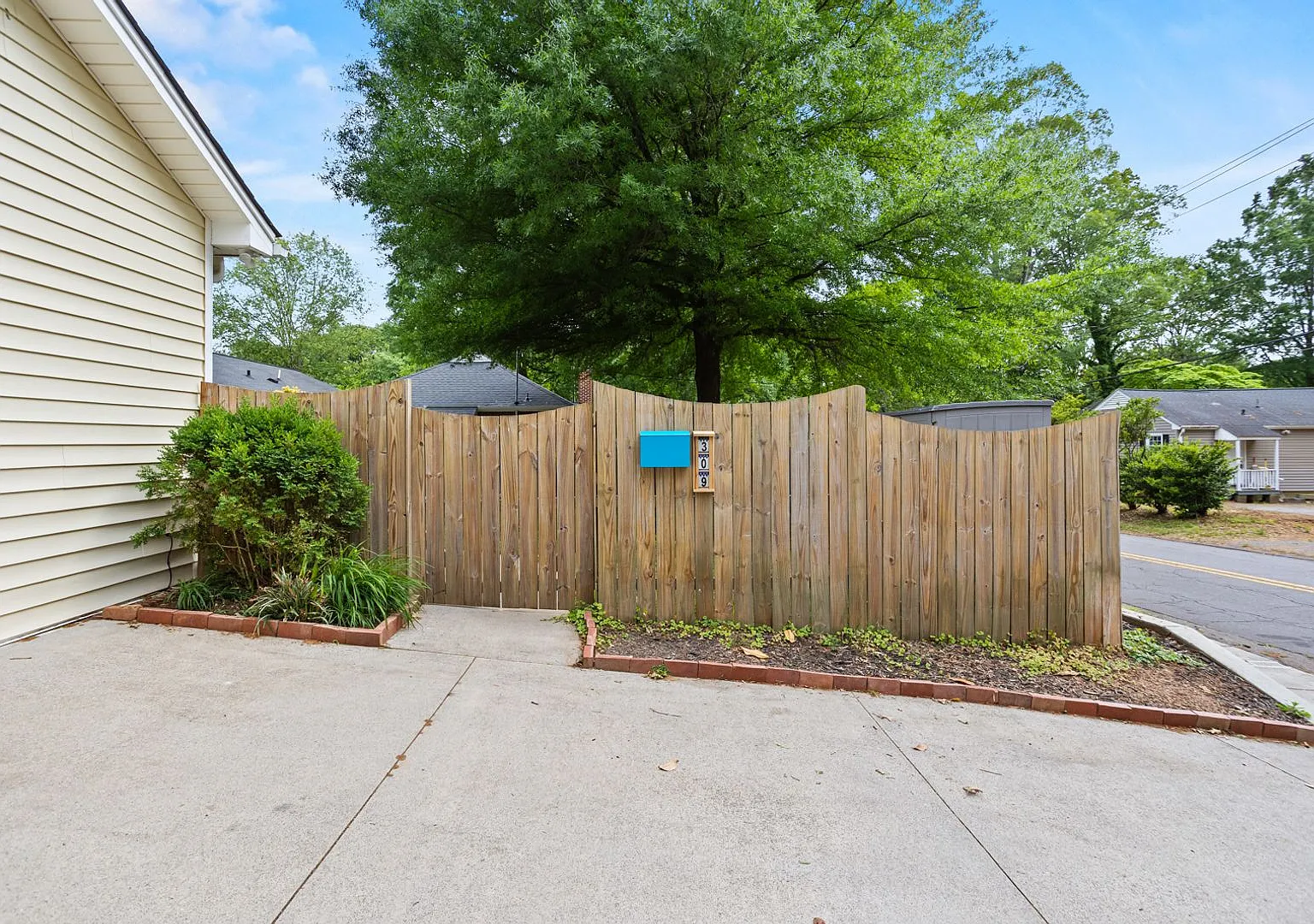 Brand new 550 sq ft Tiny Home in Winston Salem — Photo 3