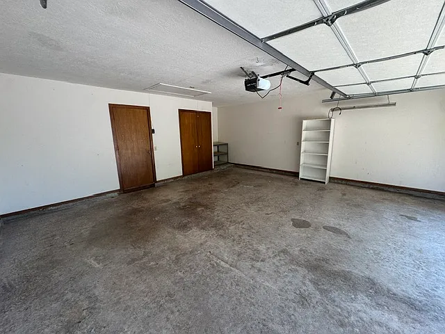 207 Willow Branch Rd — Photo 4