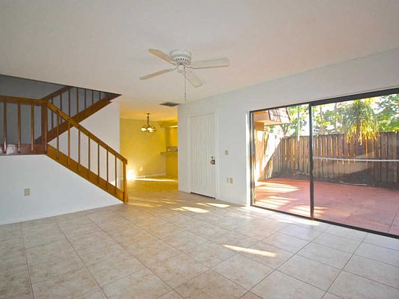 5th image of 1601 16th Ln #C