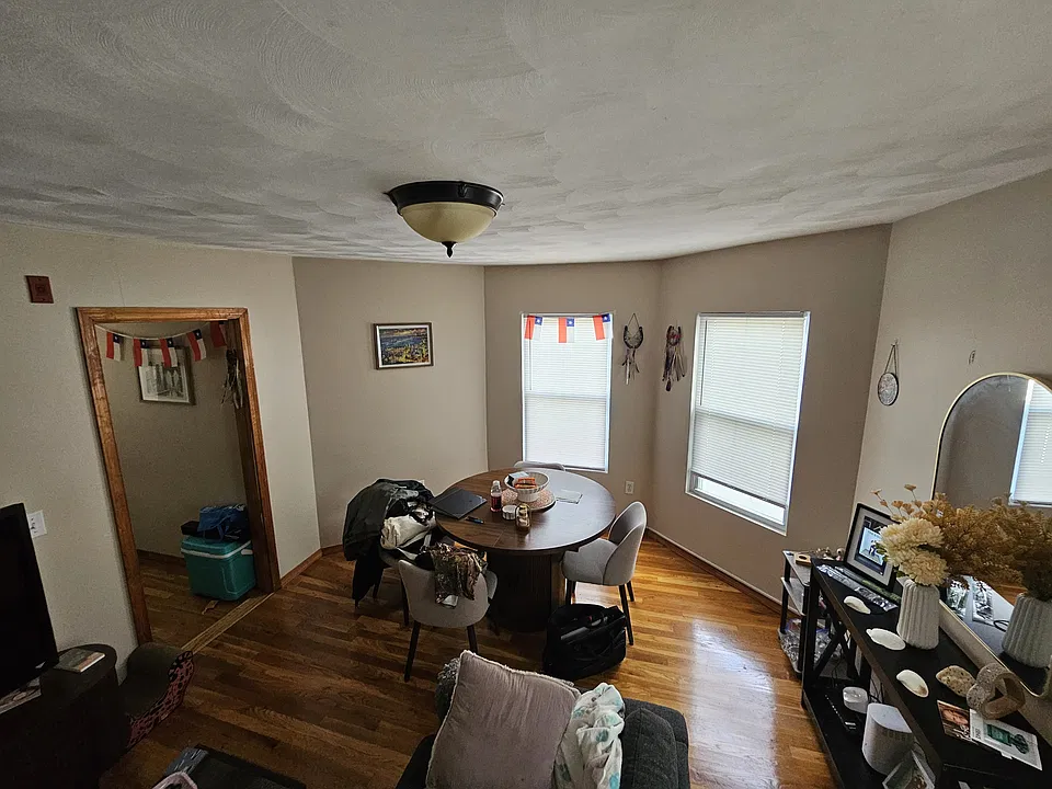 42 Glenwood Ave #4