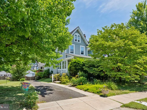 205 Woodlyn Ave, Glenside, PA 19038