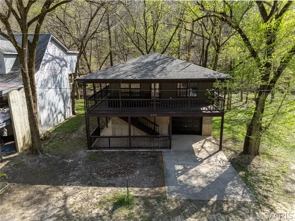 21582 Private Drive 8496, Newburg, MO 65550