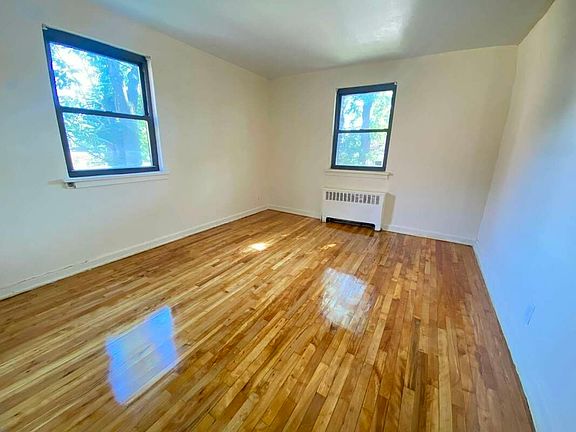 3rd image of 116-42 168th St