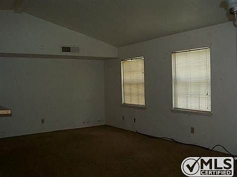 2nd image of 629 Stonehenge Dr