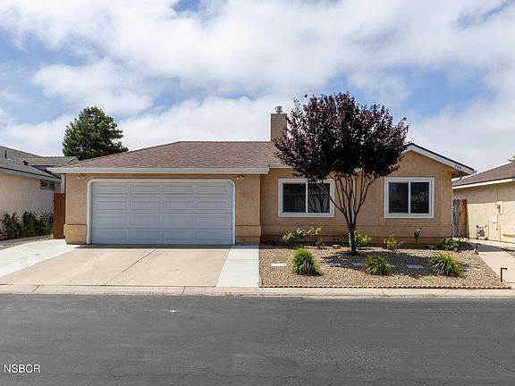 2nd image of 504 Washington Cir