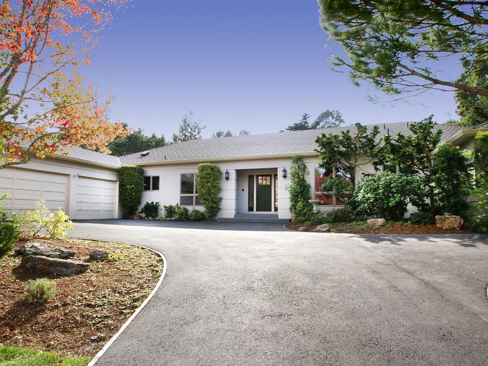 1st image of 705 Jacaranda Cir