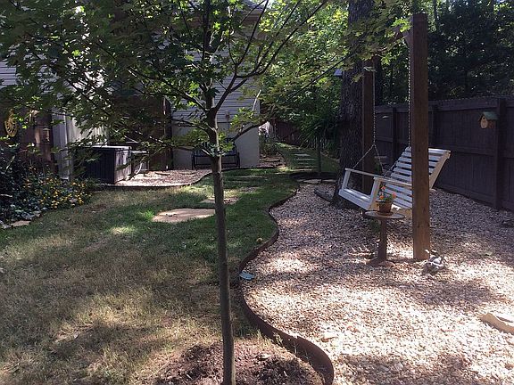 4th image of 4 Holcombe Ln