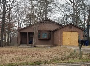 52 Oak Ridge Dr, Maumelle, AR 72113