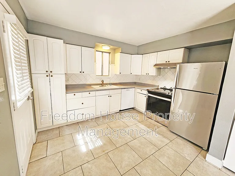 5409 Mountain View Dr — Photo 8