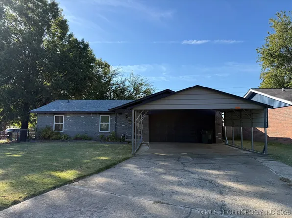1725 W Union Pl, Collinsville, OK 74021