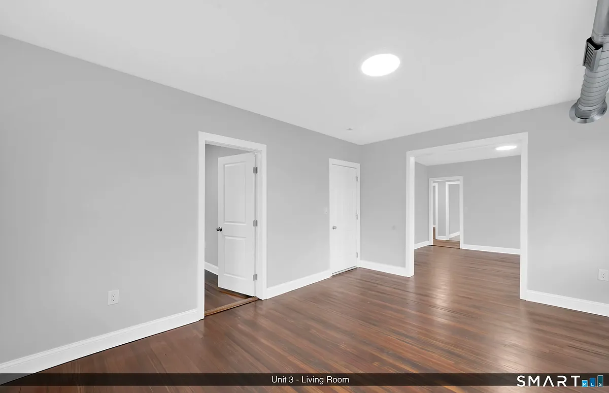 Building Photo - 144 Madison St #3