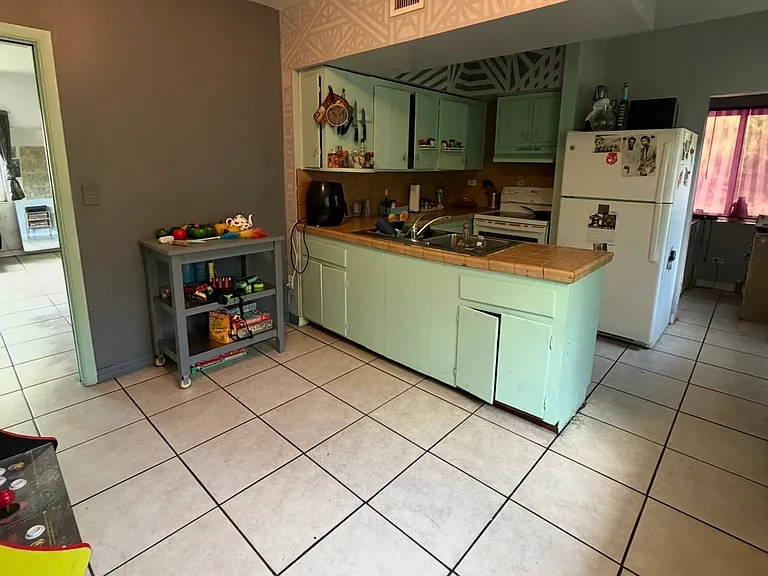 175 NE 55th St #1 — Photo 11