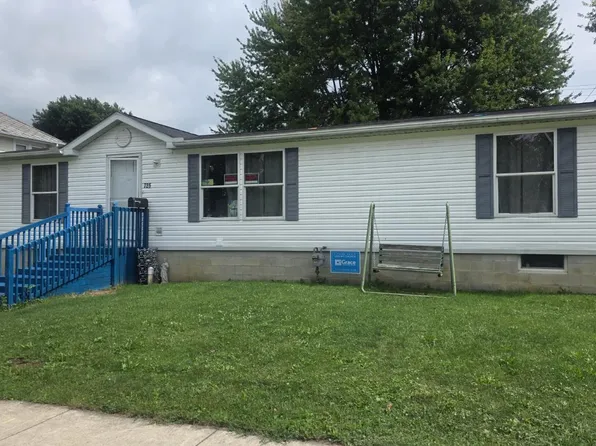 725 N 5th St, Fremont, OH 43420
