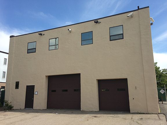 Back Exterior w/ 8',10' door
