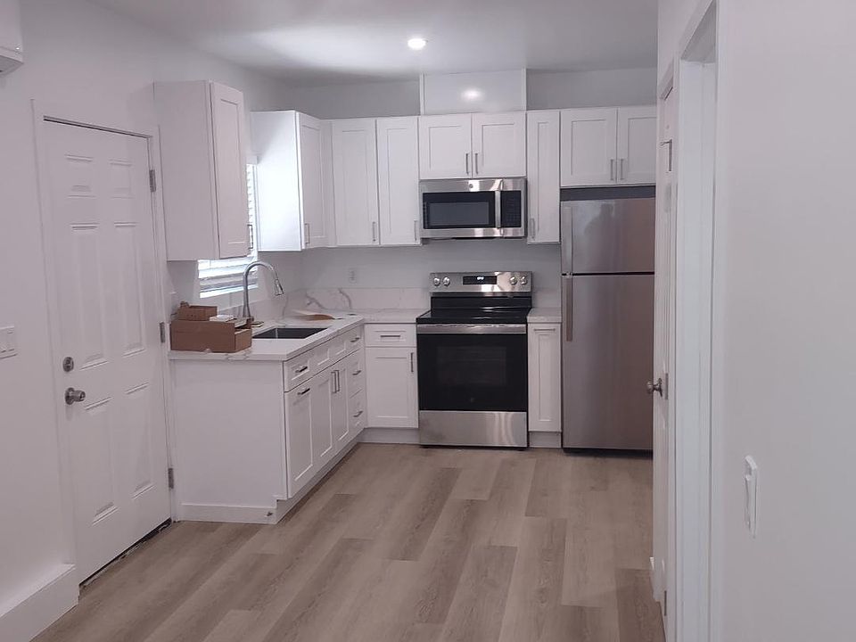 1st image of 1491 Oleander Ave #1491