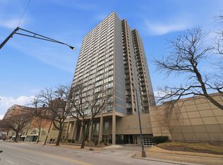 5320 N Sheridan Rd APT 1011, Chicago, IL 60640