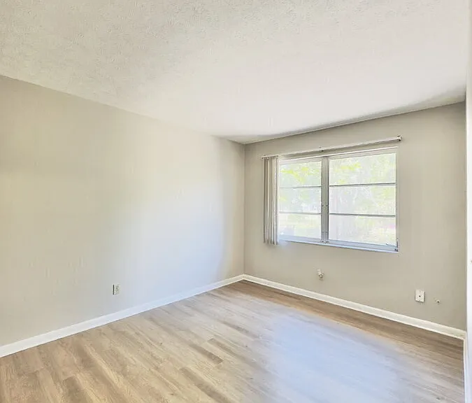 3619 SE 9th Pl #3 — Photo 25