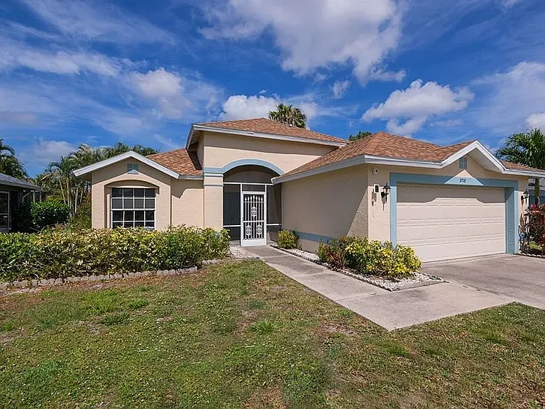 3708 Kent Dr — Photo 1