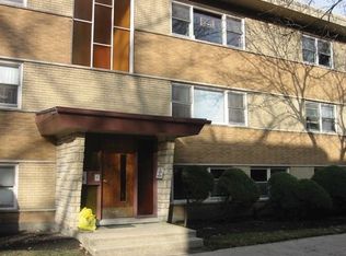 4128 W Cullom Ave, Chicago, IL 60641