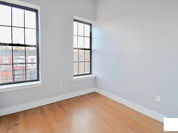 4th image of 673 Halsey St APT 3C