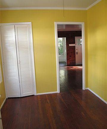 5th image of 1723 N Beverly Glen Blvd