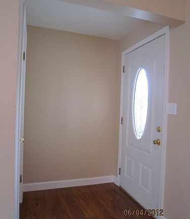 3rd image of 3617 Centinella Dr