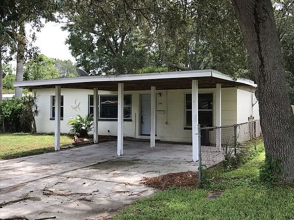 3rd image of 4180 71st Ave N
