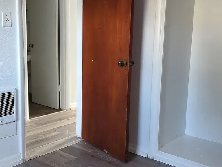 2812 Cottonwood Ave — Photo 16