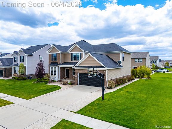 2nd image of 16308 Adelaide Dr