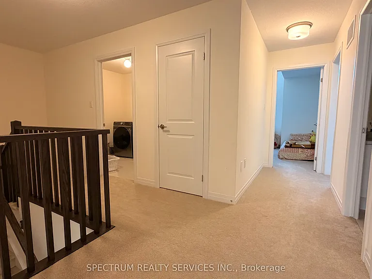 45 Dennis Ave — Photo 8