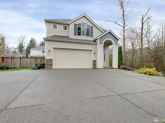 2nd image of 7706 162nd St E