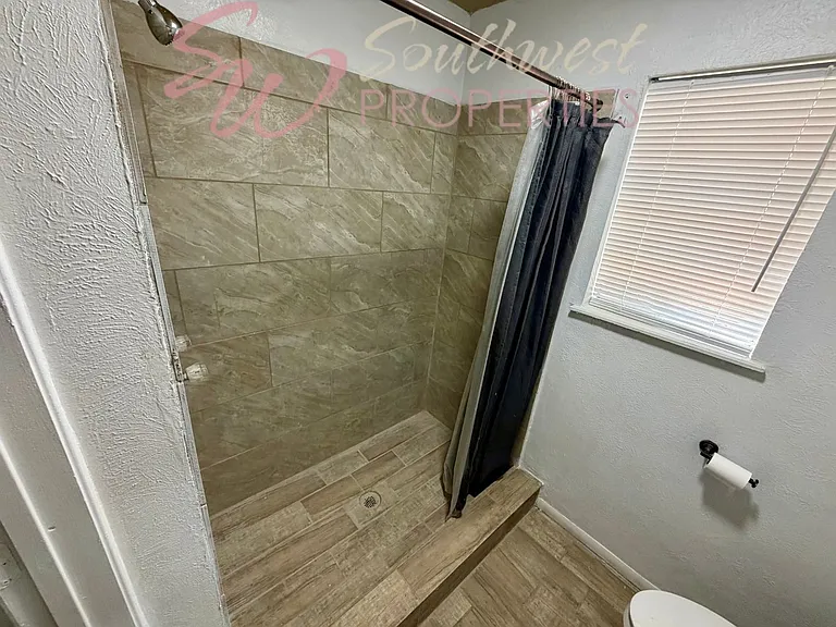 600 W Minnie St — Photo 6