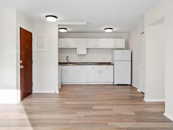 Lawson Arms Apartments