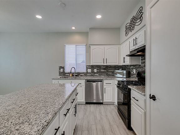 4th image of 1417 Evening Song Ave