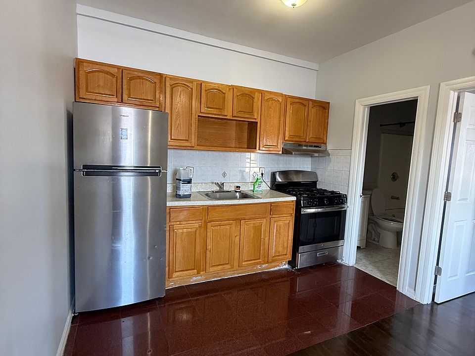 1st image of 607-609 Orange St #5