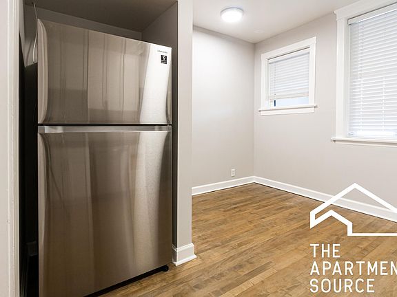 5th image of 1454 W Winnemac Ave APT 2
