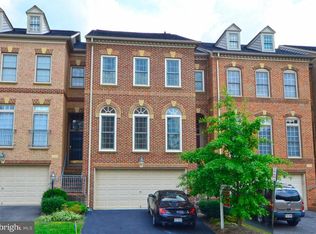 12483 Rose Path Cir, Fairfax, VA 22033