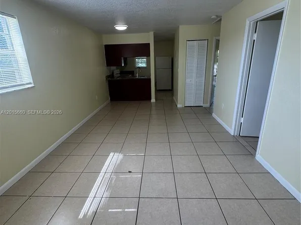 1101 W Prospect Rd APT 4, Fort Lauderdale, FL 33309