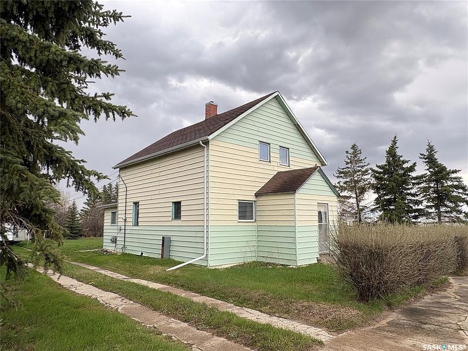 1st image of 102- 104 2nd AVENUE