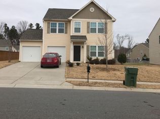 121 Aiden Farm Ct, Mount Holly, NC 28120